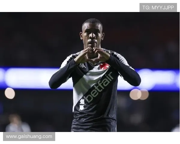 罗马诺曝巴西边锋拉扬加盟伯恩茅斯