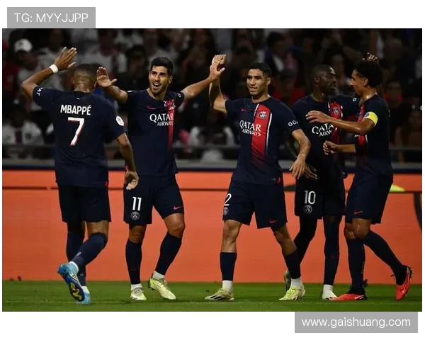 朗斯五球横扫巴黎圣日耳曼施压